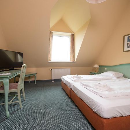 Hotel Ziegenkrug Schweriner Tor Pampow Ngoại thất bức ảnh