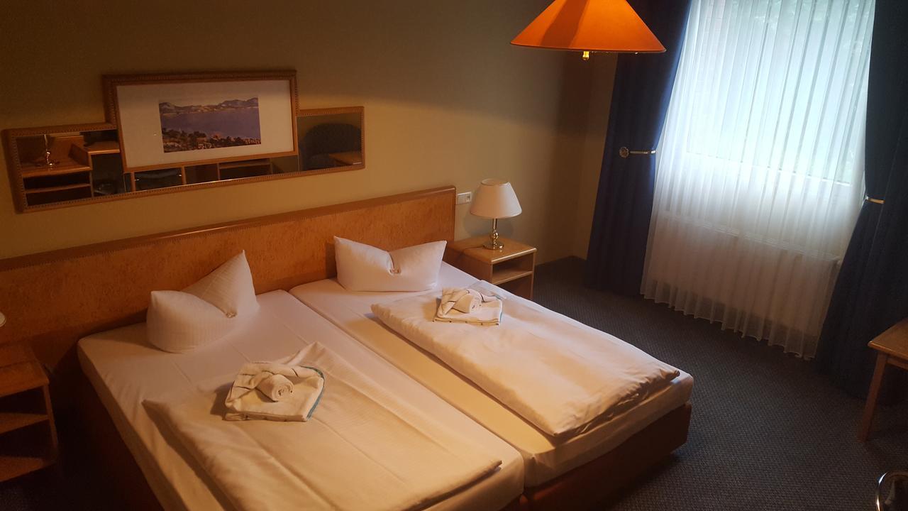 Hotel Ziegenkrug Schweriner Tor Pampow Ngoại thất bức ảnh