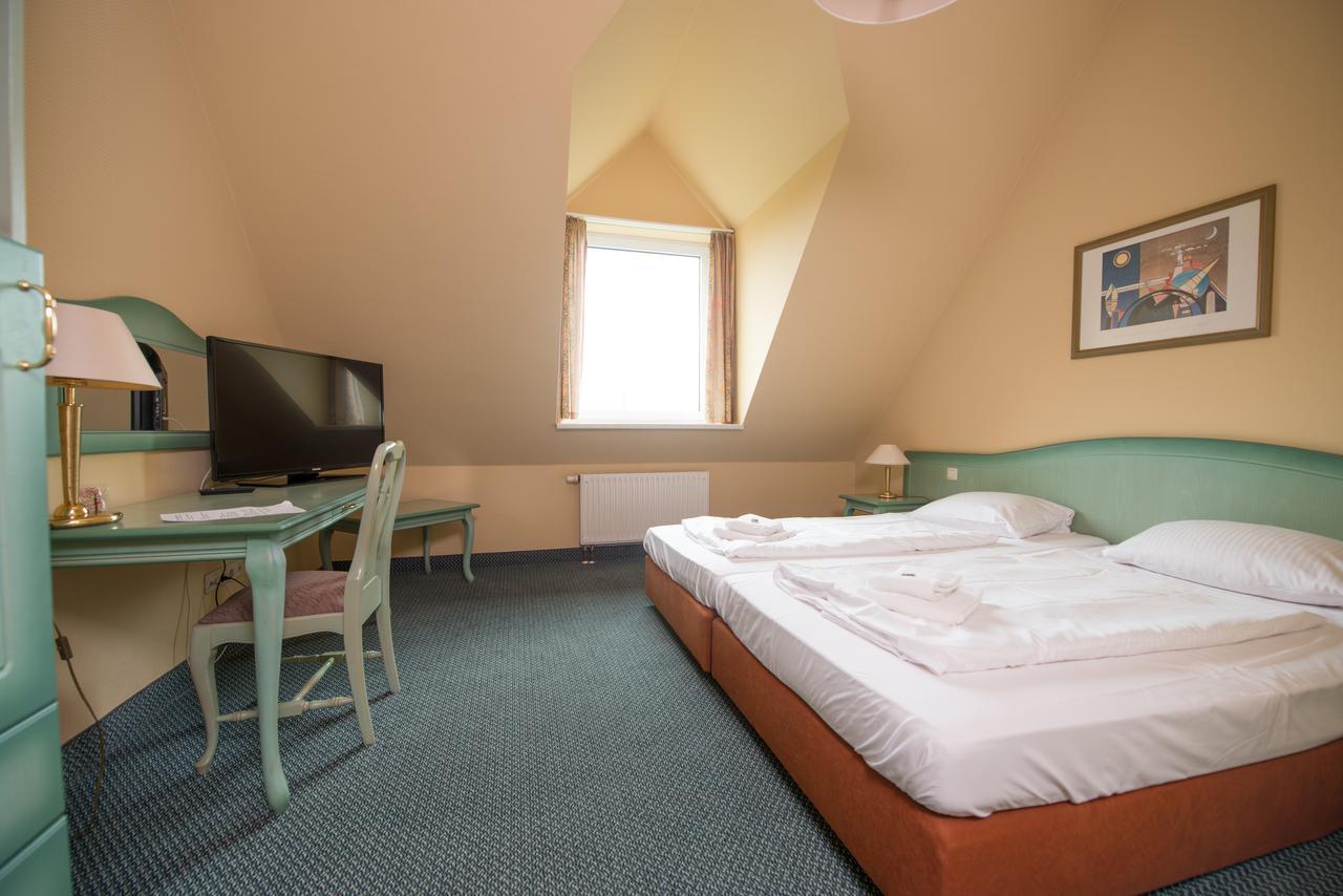 Hotel Ziegenkrug Schweriner Tor Pampow Ngoại thất bức ảnh