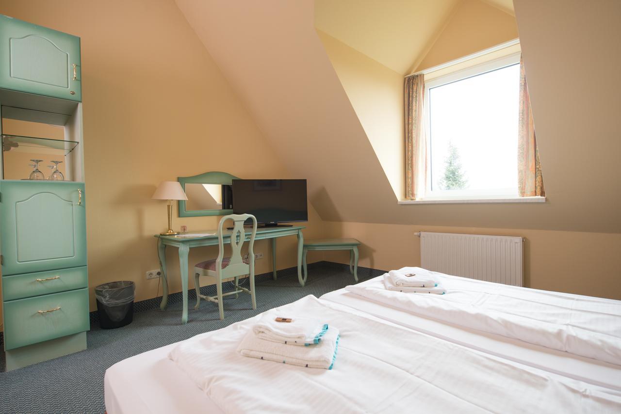 Hotel Ziegenkrug Schweriner Tor Pampow Ngoại thất bức ảnh